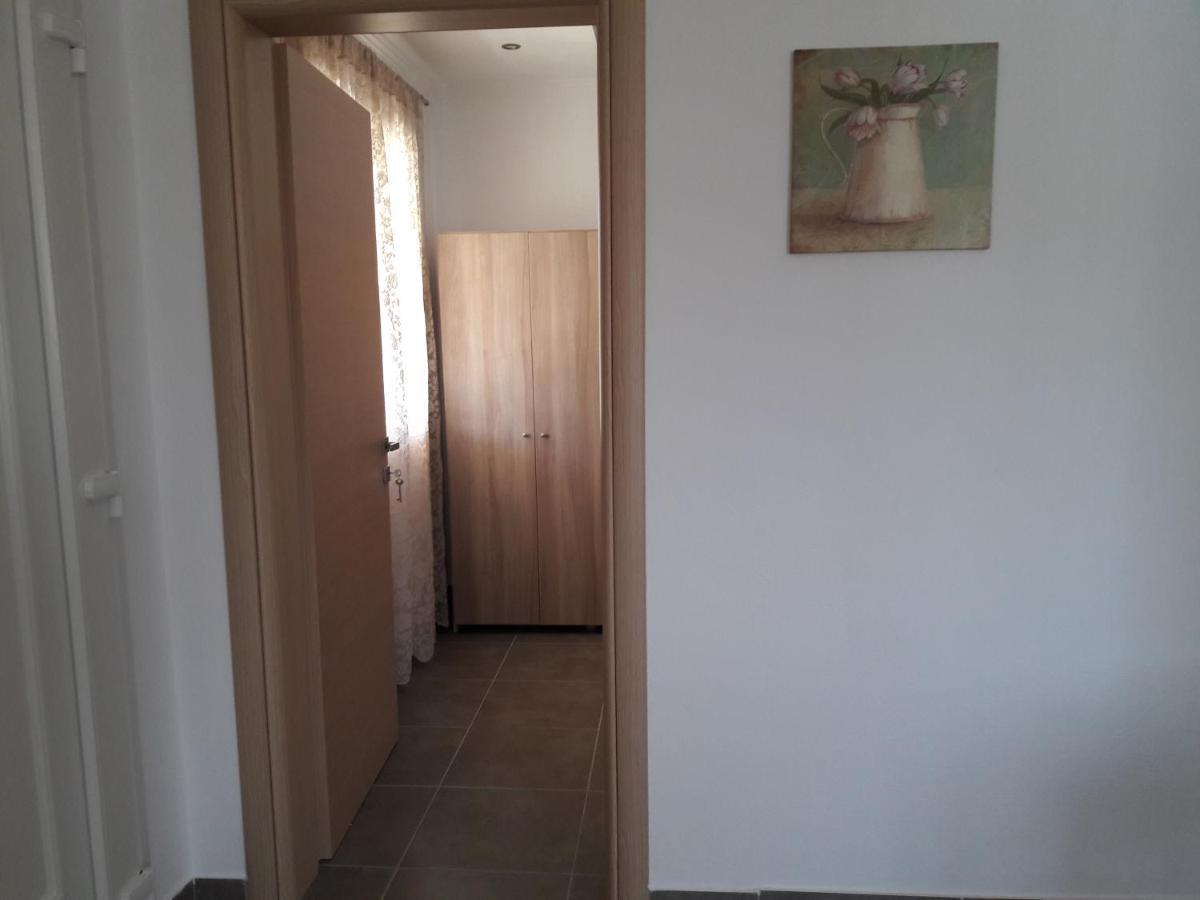 トロニ Alexandra'S Housesヴィラ エクステリア 写真